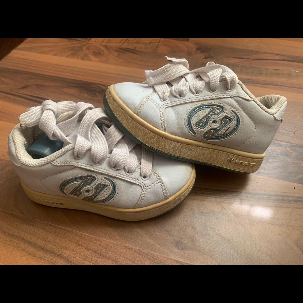 Kids Heelys Shoes Previously Loved